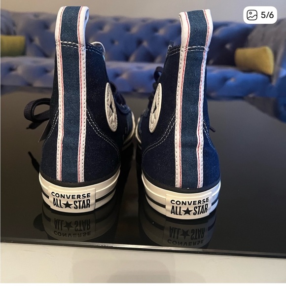 Converse - Picture 3 of 6